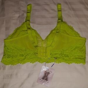 Savage X Fenty Floral Lace Mesh Wireless Bra